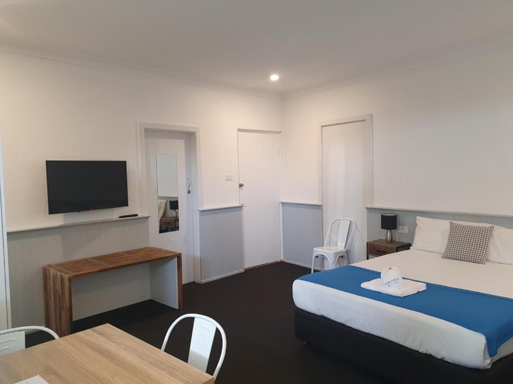 Squid'S Ink Motel Μπέλμοντ Εξωτερικό φωτογραφία