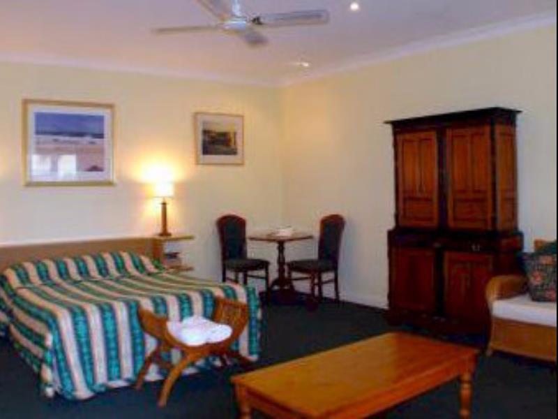 Squid'S Ink Motel Μπέλμοντ Εξωτερικό φωτογραφία