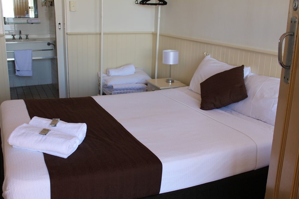 Squid'S Ink Motel Μπέλμοντ Εξωτερικό φωτογραφία