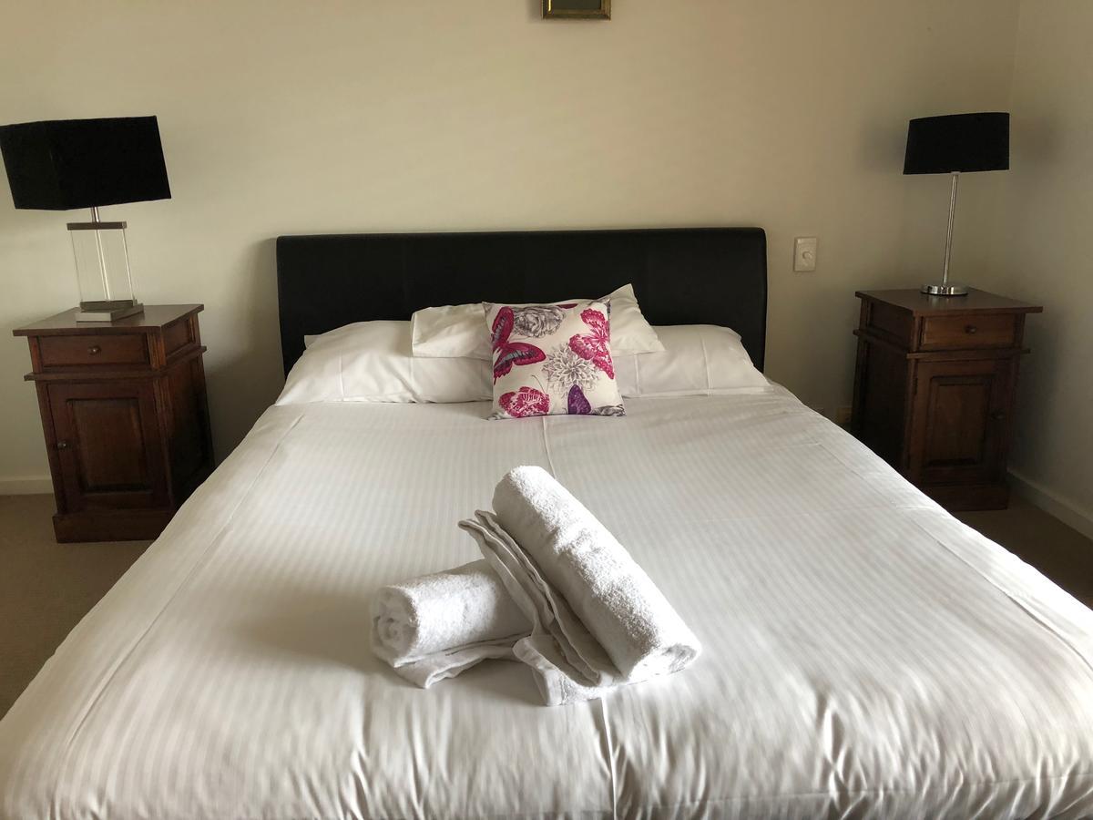 Squid'S Ink Motel Μπέλμοντ Εξωτερικό φωτογραφία