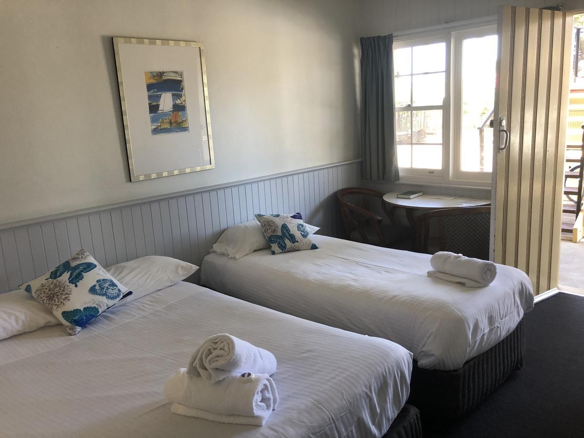 Squid'S Ink Motel Μπέλμοντ Εξωτερικό φωτογραφία