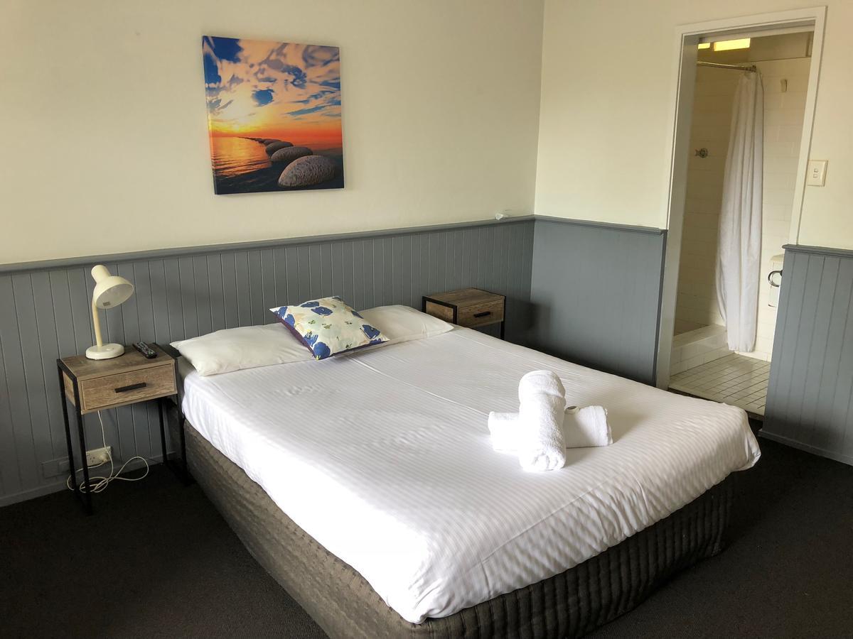 Squid'S Ink Motel Μπέλμοντ Εξωτερικό φωτογραφία
