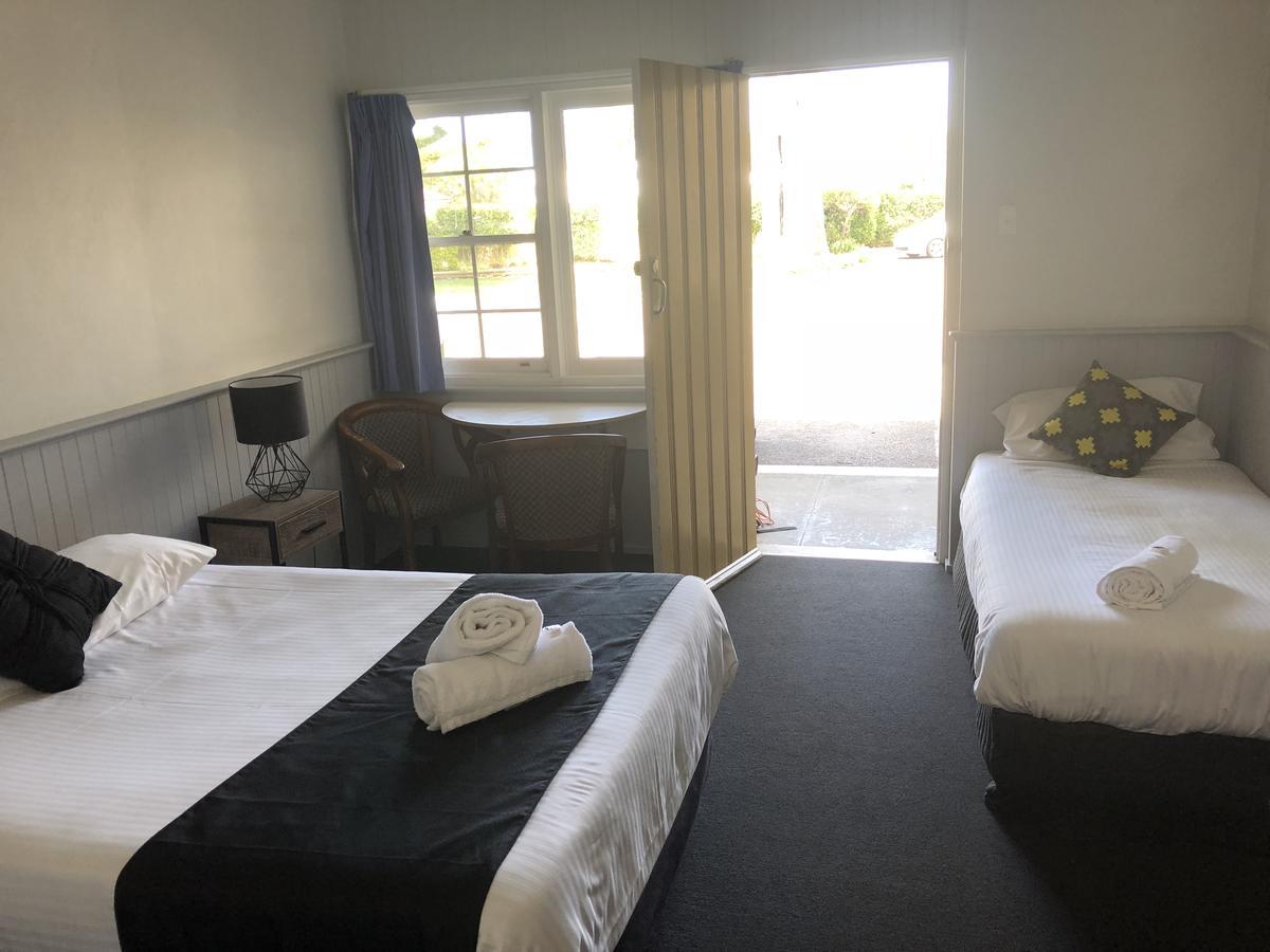 Squid'S Ink Motel Μπέλμοντ Εξωτερικό φωτογραφία
