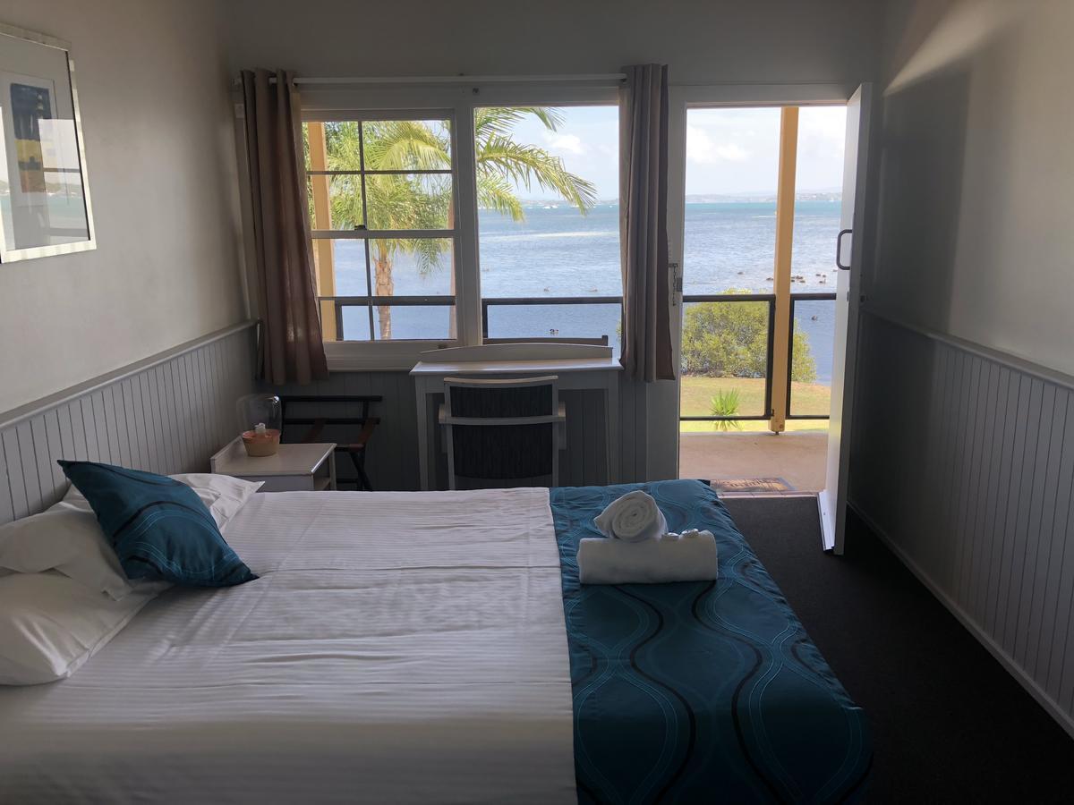 Squid'S Ink Motel Μπέλμοντ Εξωτερικό φωτογραφία