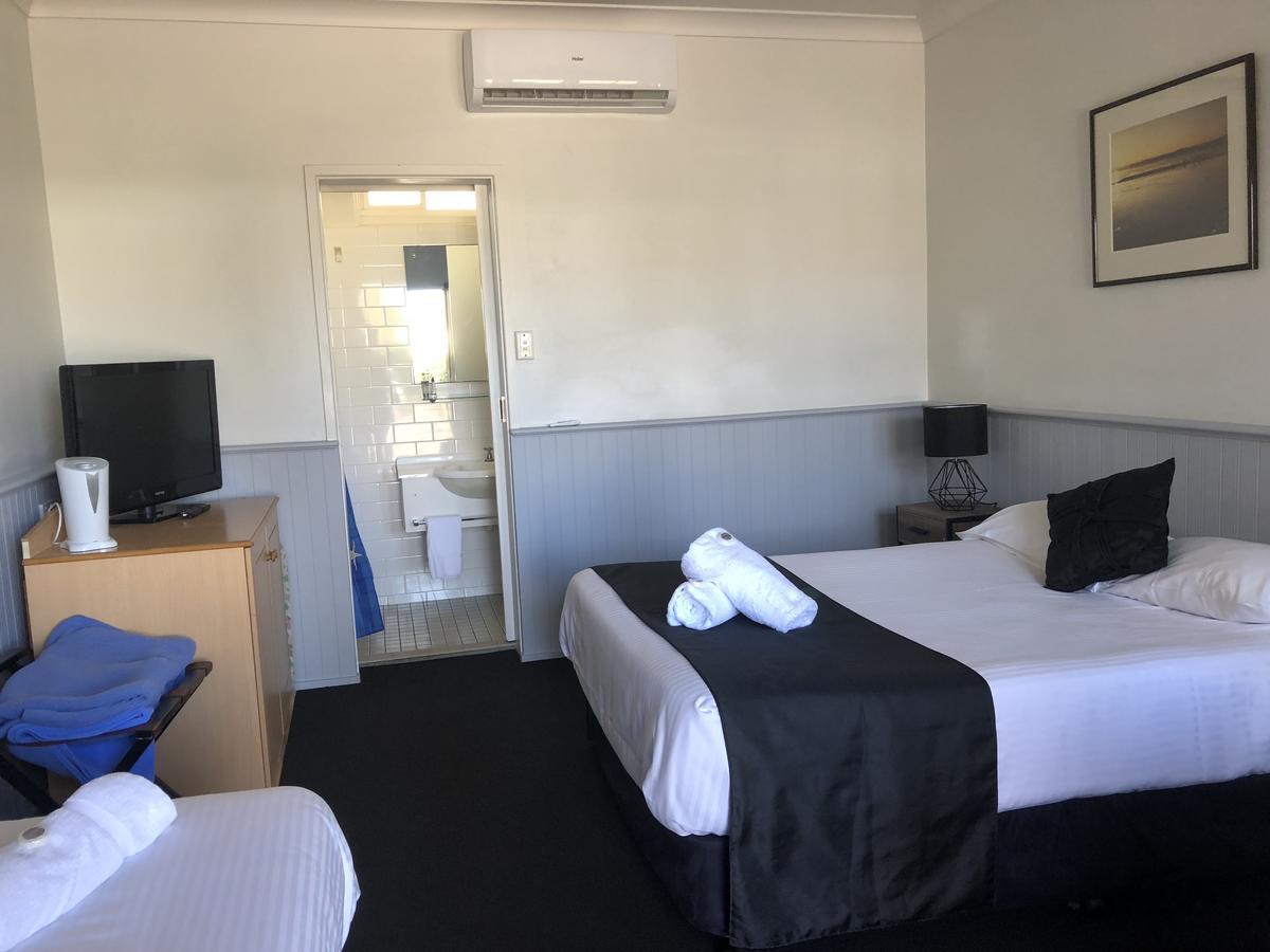Squid'S Ink Motel Μπέλμοντ Εξωτερικό φωτογραφία